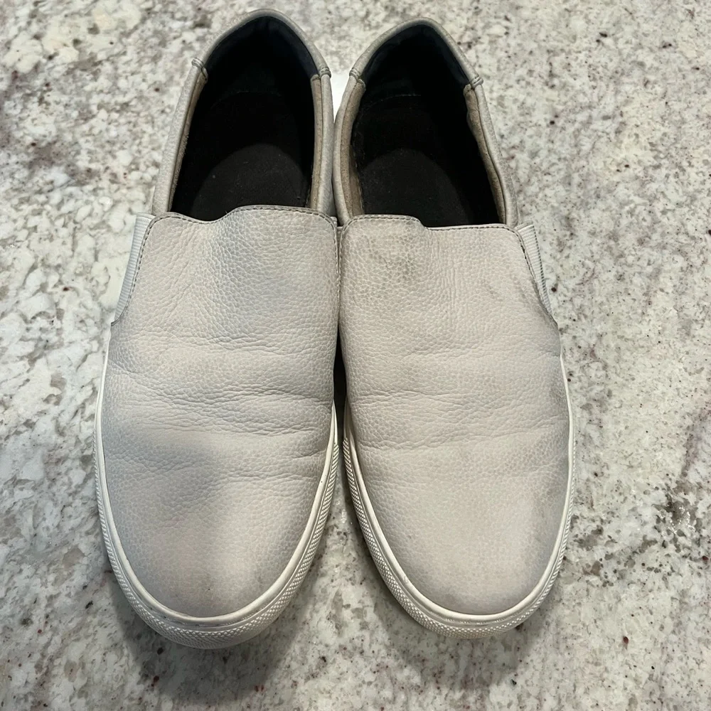 Banana Republic Shoes - 8.5‎